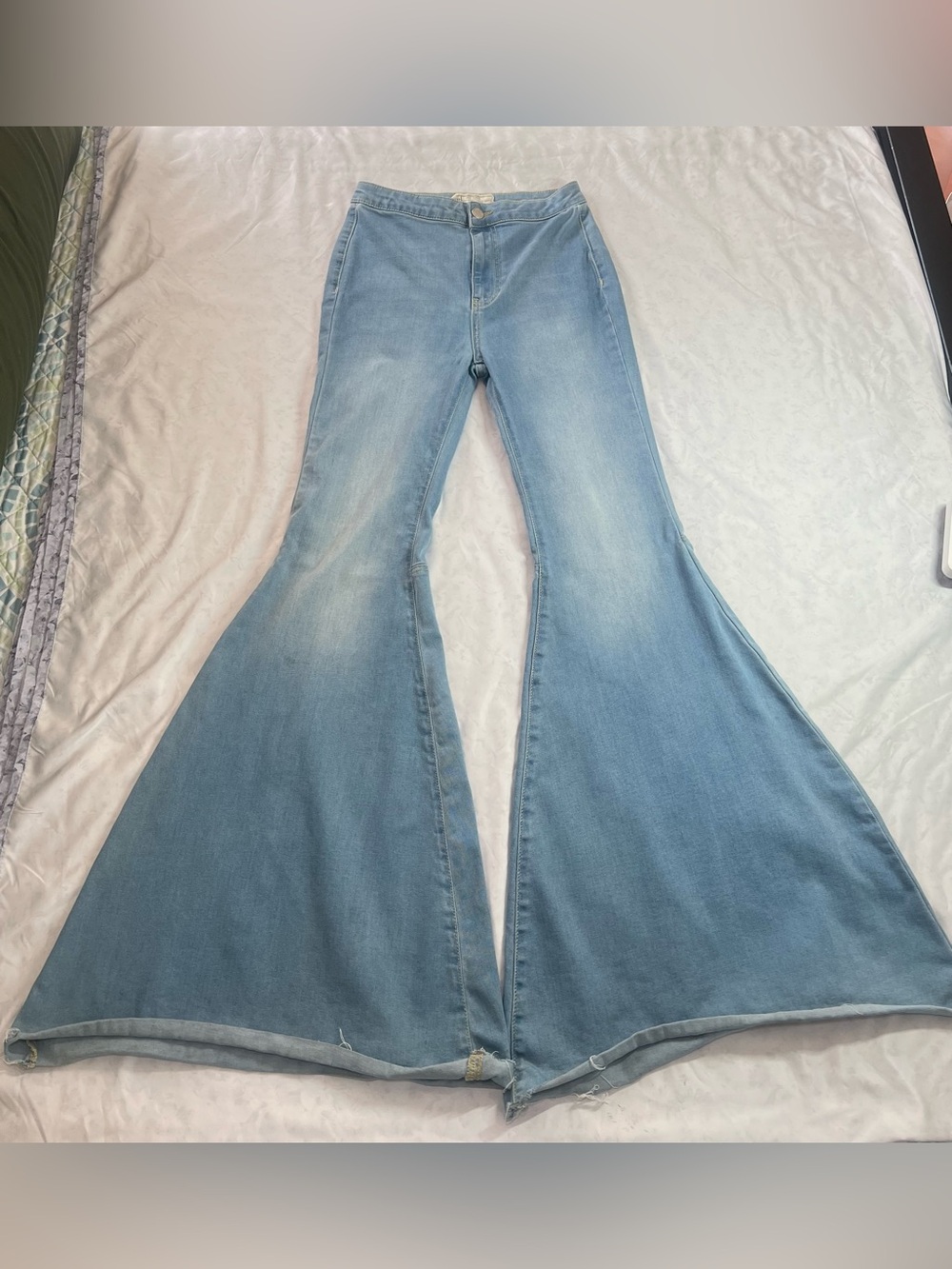 Free People Women’s Just Float On Flare Jeans, Bermondsey Blue, W25R